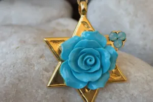 Flower Star of David Gold Necklace