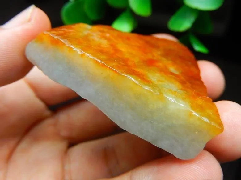 Natural Jade Rough Jadeite Raw (63g, 57X50X13mm)