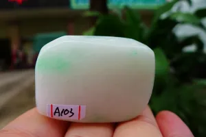 Natural Jade Rough Jadeite Raw (74g,4.1X3X2.6cm)