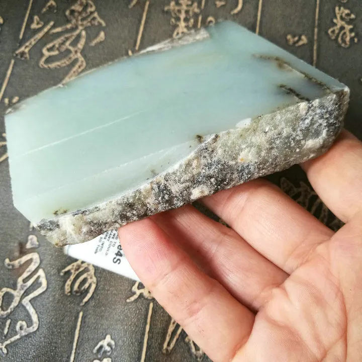 Natural Siberian Jade Rough Russia nephrite Raw (360g, 9.5X6X1.9cm)