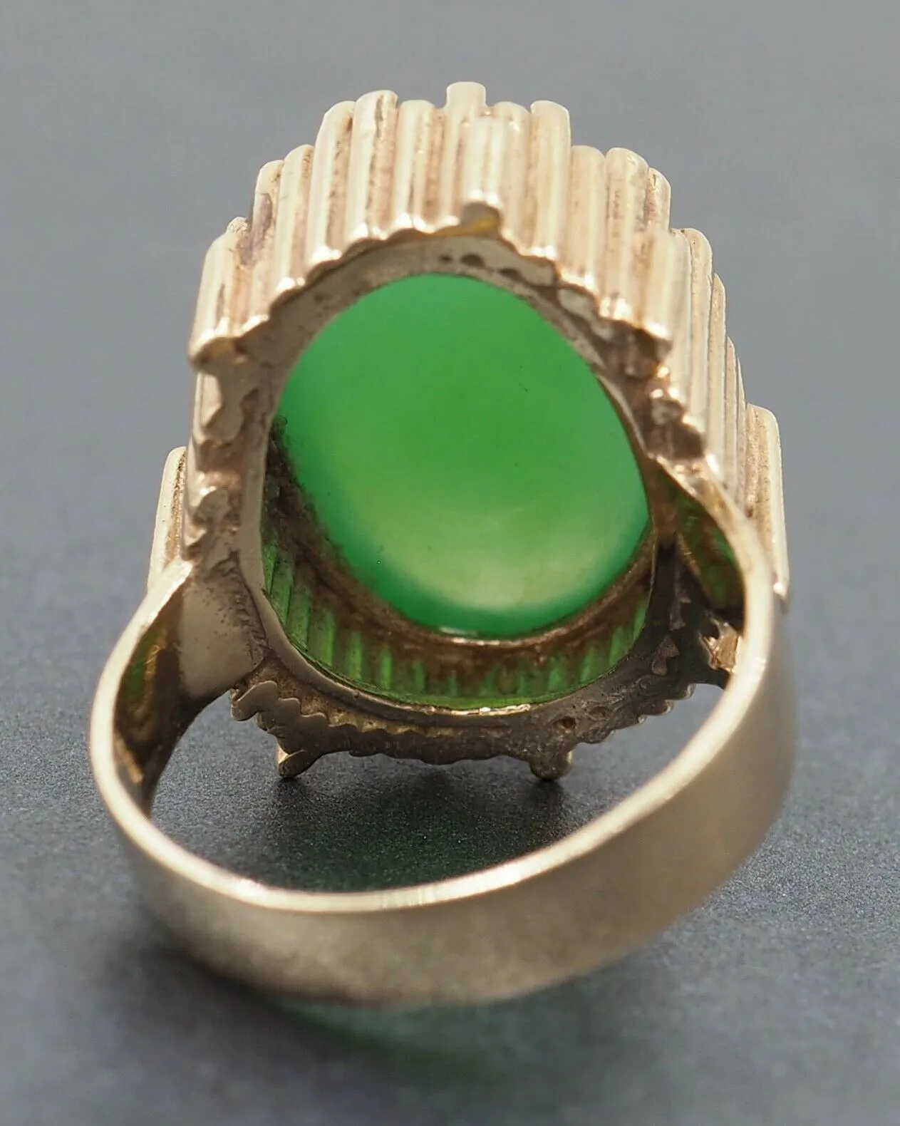 Vintage Green Paste 9ct Yellow Gold Dress Ring - c.1960s