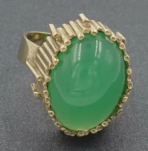 Vintage Green Paste 9ct Yellow Gold Dress Ring - c.1960s